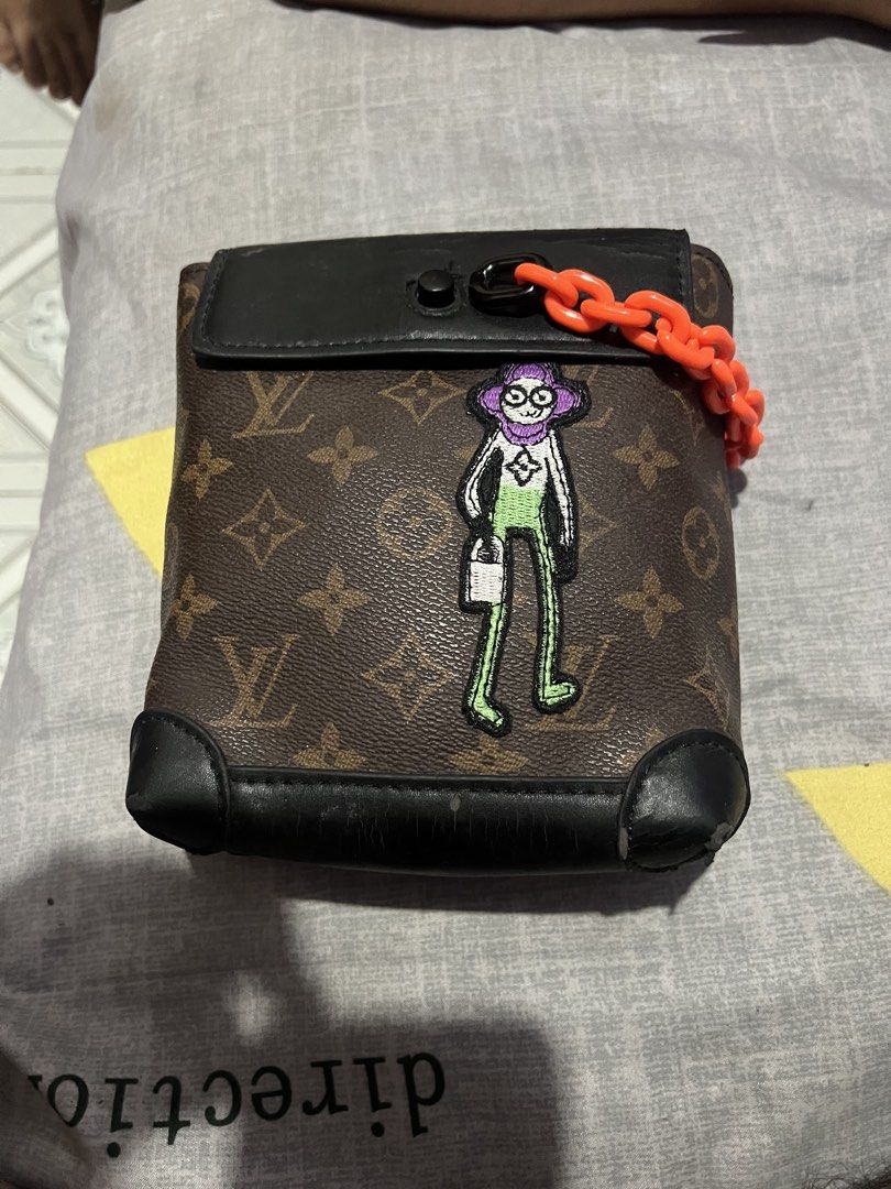 Louis Vuitton Steamer XS Monogram Handbag (Category: Luxury Bags & Wallets) located in Tayug. Submitted by elk.haki (Listing ID 1425157978, Image 1). Description: naalis lang po yung pin.