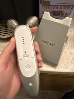 （分類：）位於 。 由 hker2022 提交（商品編號 1425202400，圖片 1）。簡介： 。
