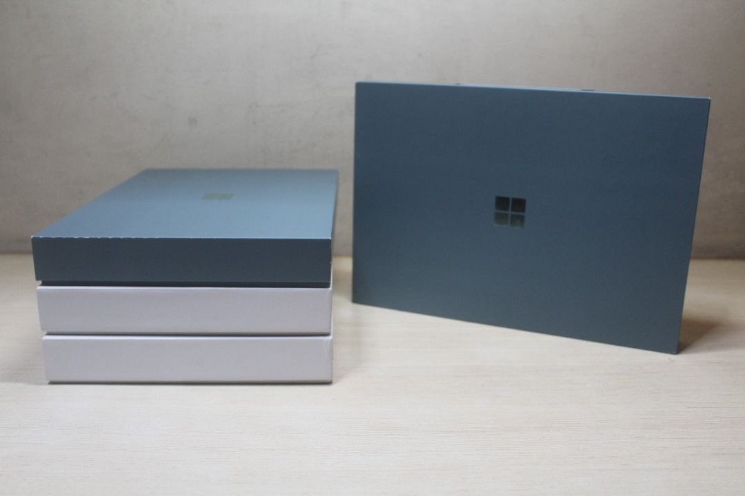 microsoft surface pro 12 ssd 512gb ram 16gb tablet pc (Category: Laptops & Notebooks) located in Pasay City. Submitted by Rsgadgets (Listing ID 1425111080, Image 3). Description: Microsoft surface pro 12 2025 Ram 16GB SSD 512GB - Brand new sealed our price 58k only special price Mall price 90k color - platinum and ocean available original keyboard color Black Add 8K Bluetooth magnetic keyboard RGB ( Color black ) Price - ADD 4K -RAM 16GB + SSD 51