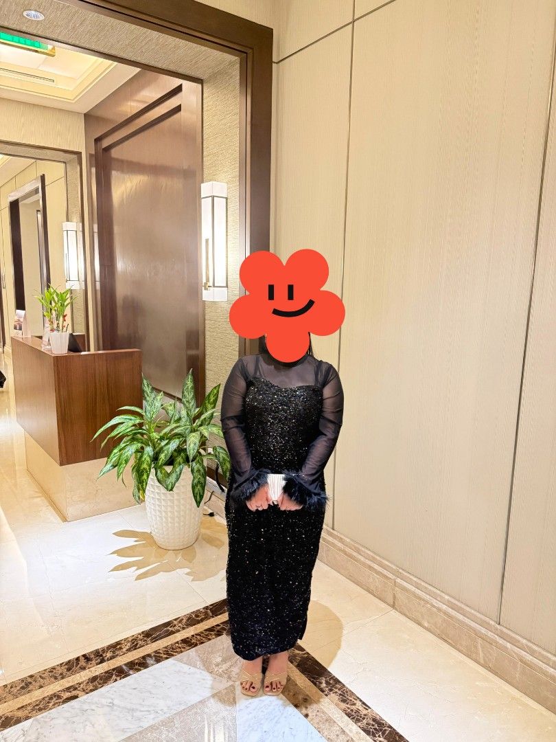 Modelyn Plus Size Long Sleeve Mesh Dress (Category: Dresses) located in Manila. Submitted by rewearit_ (Listing ID 1425209147, Image 2). Description: Black Sequin Dress Brand: SHEIN • Used once only for an event • Good as new / no damage • Elegant black sequin design with sheer long sleeves • Perfect for party, formal events, or night outs Selling for: ₱650 (negotiable) 📍 MOP: GCash / Bank Transfer.