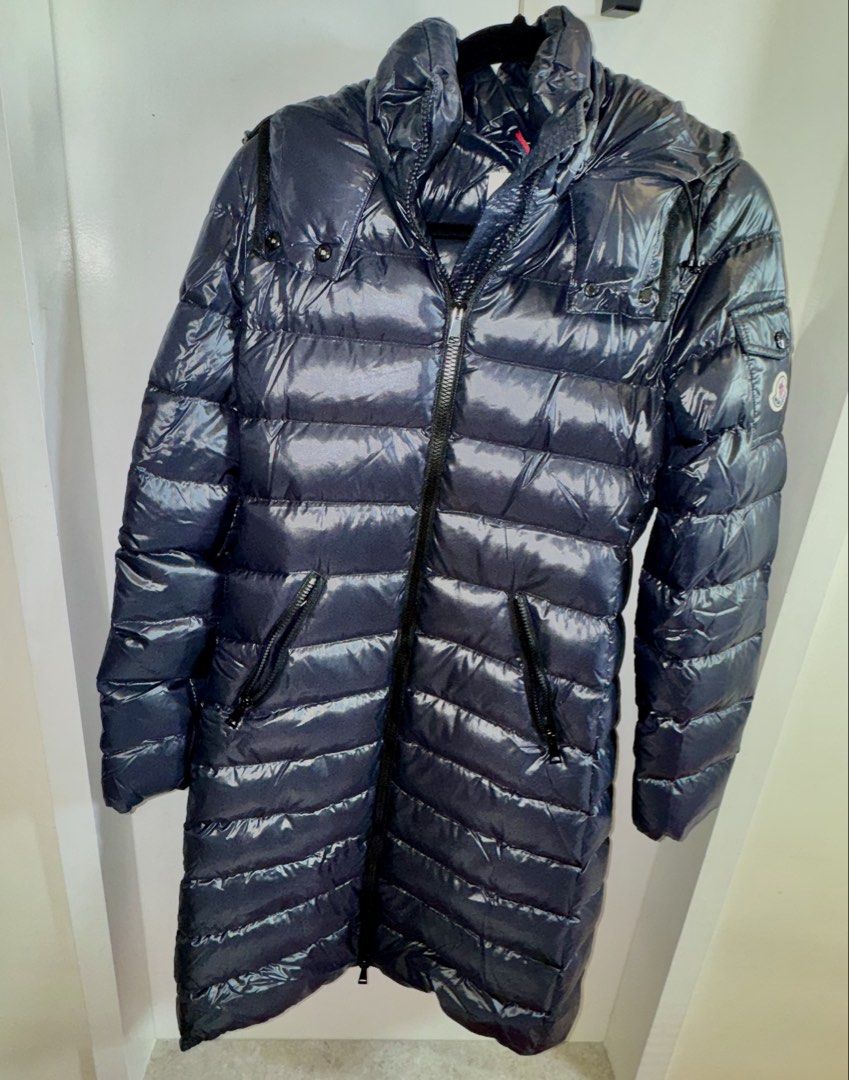 Moncler Moka Giubbotto Long Down Coat (Category: Coats, Jackets and Outerwear) located in Taguig. Submitted by aa_decluttering (Listing ID 1425222151, Image 2). Description: Selling only! Moncler Moka long puffer coat. This coat is in immaculate, like-new condition, having only been worn once. With store receipt inclusion Details: • Model: Moka Giubbotto (Long Padded Coat) • Color: Navy Blue • Size: 0 • Condition: Like new (worn only once) • Incl