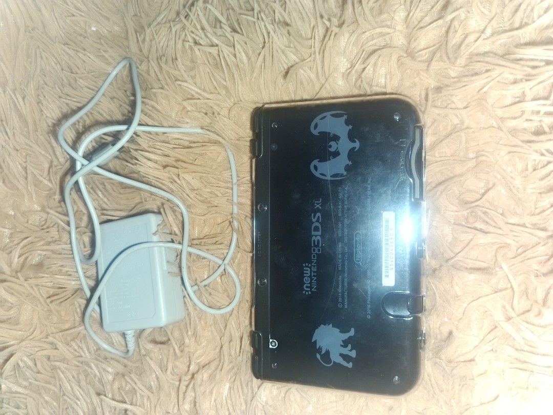 Nintendo New 3DS XL (Category: Nintendo) located in Quezon City. Submitted by livebird.27fdd1 (Listing ID 1425100070, Image 1). Description: Good condition no ghost movement good charging JNT LBC Lalamove payment Gcash Bank Transfer.