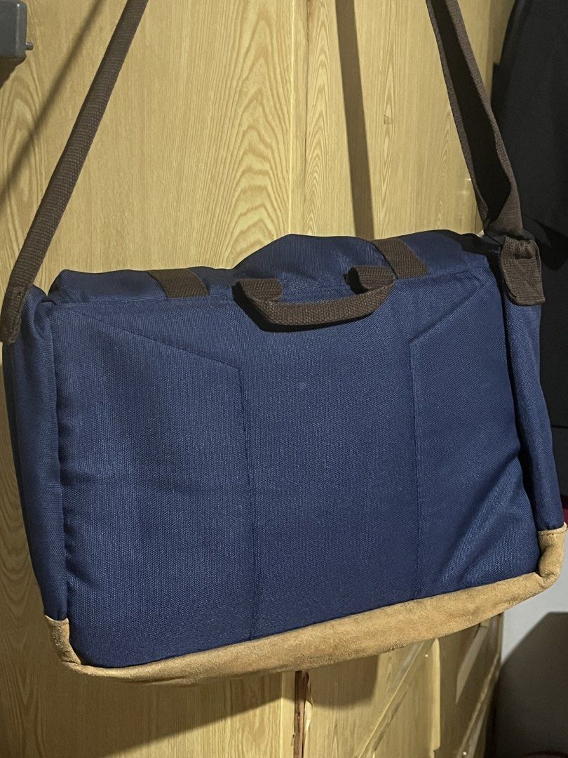 Outdoor Products Messenger Bag (Category: Sling Bags) located in Bulacan. Submitted by levidiff (Listing ID 1425210109, Image 3). Description: Outdoor Products Messenger Bag Navy blue and Brown Suede Working all zippers Adjustable shoulder strap Very good condition Check detailed pics.