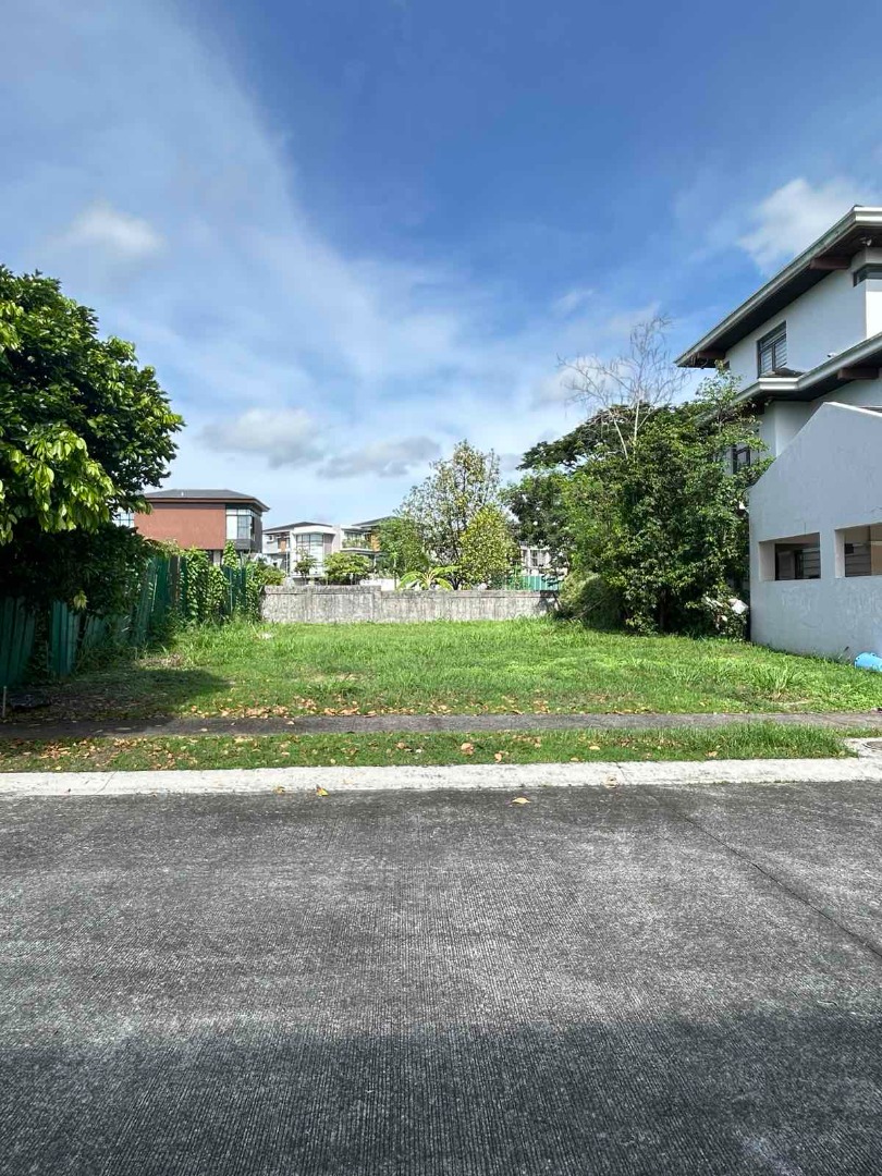 (Category: ) located in . Submitted by maidy.theleadrealty (Listing ID 1425113307, Image 1). Description: .