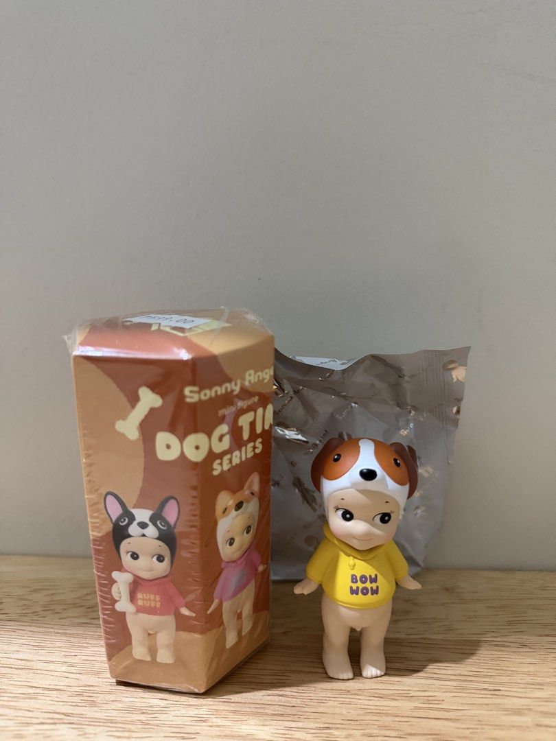 Sonny Angel Dog Time Series Beagle (Category: Designer & Blind Box Toys) located in Paranaque City. Submitted by jazmineprds (Listing ID 1425183203, Image 1). Description: With box and foil 📍 Parañaque/BGC 🚛 Grab/Lalamove only (SF should be shouldered by the buyer) 🧾 Gcash.