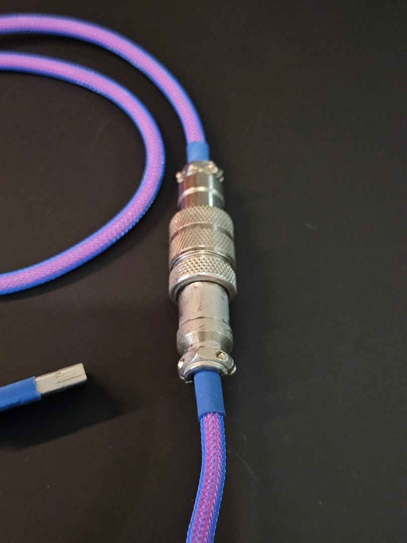 Space Cables Laser Aviator Custom Coiled Keyboard Cable USB-A to USB-C (Category: Computer Keyboard) located in Manila. Submitted by fifipin (Listing ID 1425096397, Image 2). Description: Space Cables Laser Aviator Custom Coiled Keyboard Cable USB-A to USB-C Location: BGC / SM MOA Payment Options: Maya, GCash or BPI.