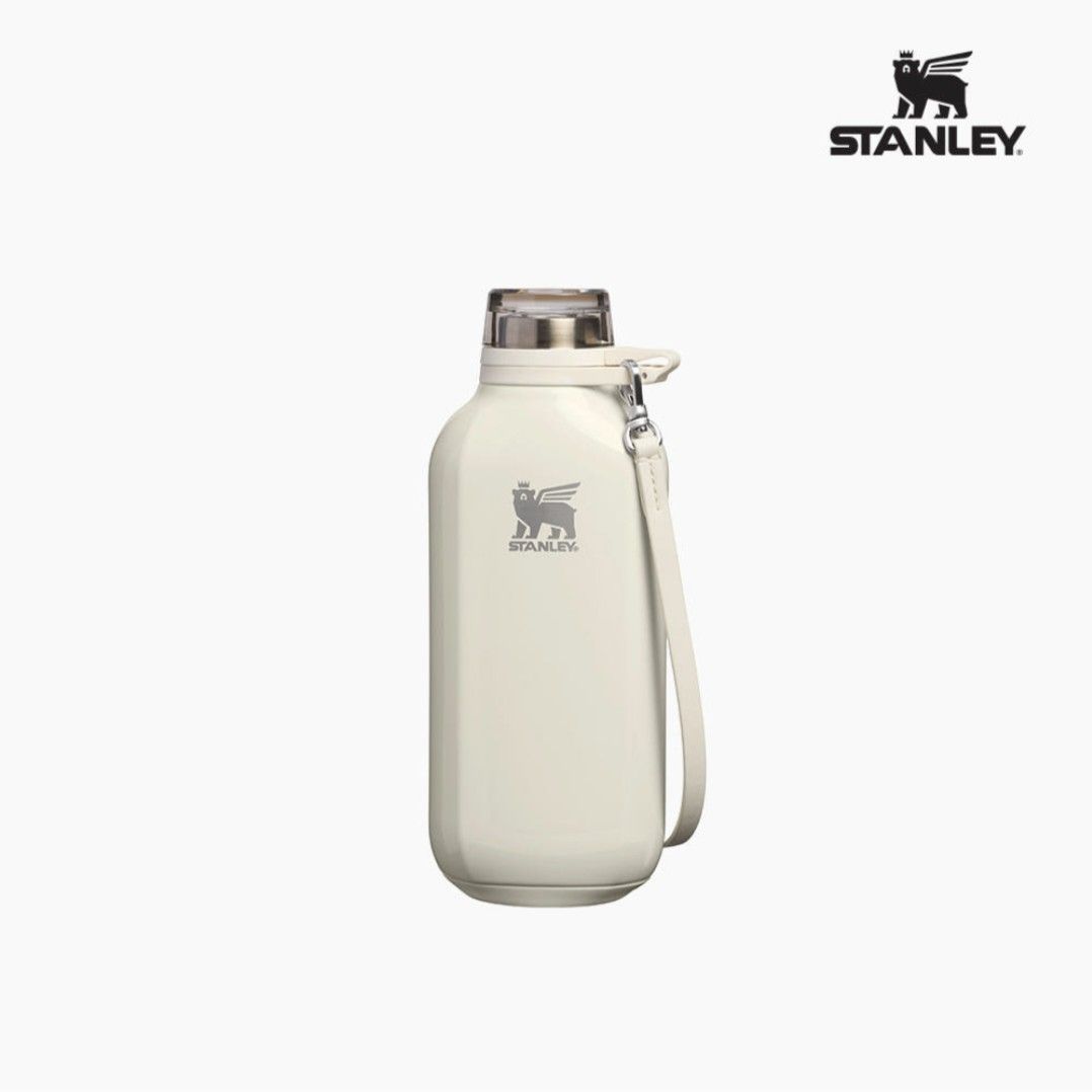 Stanley Clutch Water Bottle 473ml (Category: Water Bottles & Tumblers) located in Cainta. Submitted by shopchelonline (Listing ID 1425129215, Image 2). Description: Stanley Clutch Water Bottle 473ml 🛒3,995.00 each(all in) + LSF DP: 50% PAYO RB: Flexi Payments; NETA 💎Pre-order - NO RUSH SHIPPING 💎Korea Pasabuy - NORMAL ETA 💎Colors may vary due to lighting. 💎Availability and price may vary 💎The outer case/box is simply for protecting goods. (