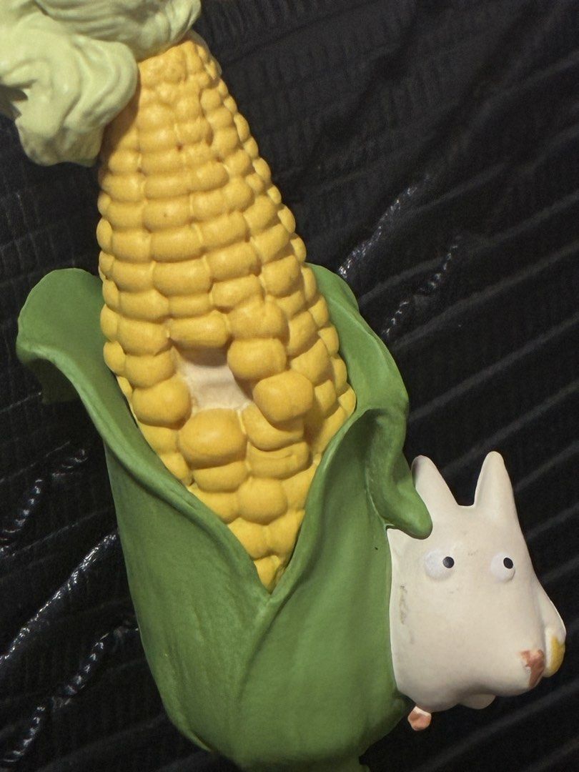 Studio Ghibli Totoro Corn Keychain (Category: Character Goods) located in Makati City. Submitted by lps.ph (Listing ID 1425205358, Image 2). Description: Authentic Purchased in Japan.