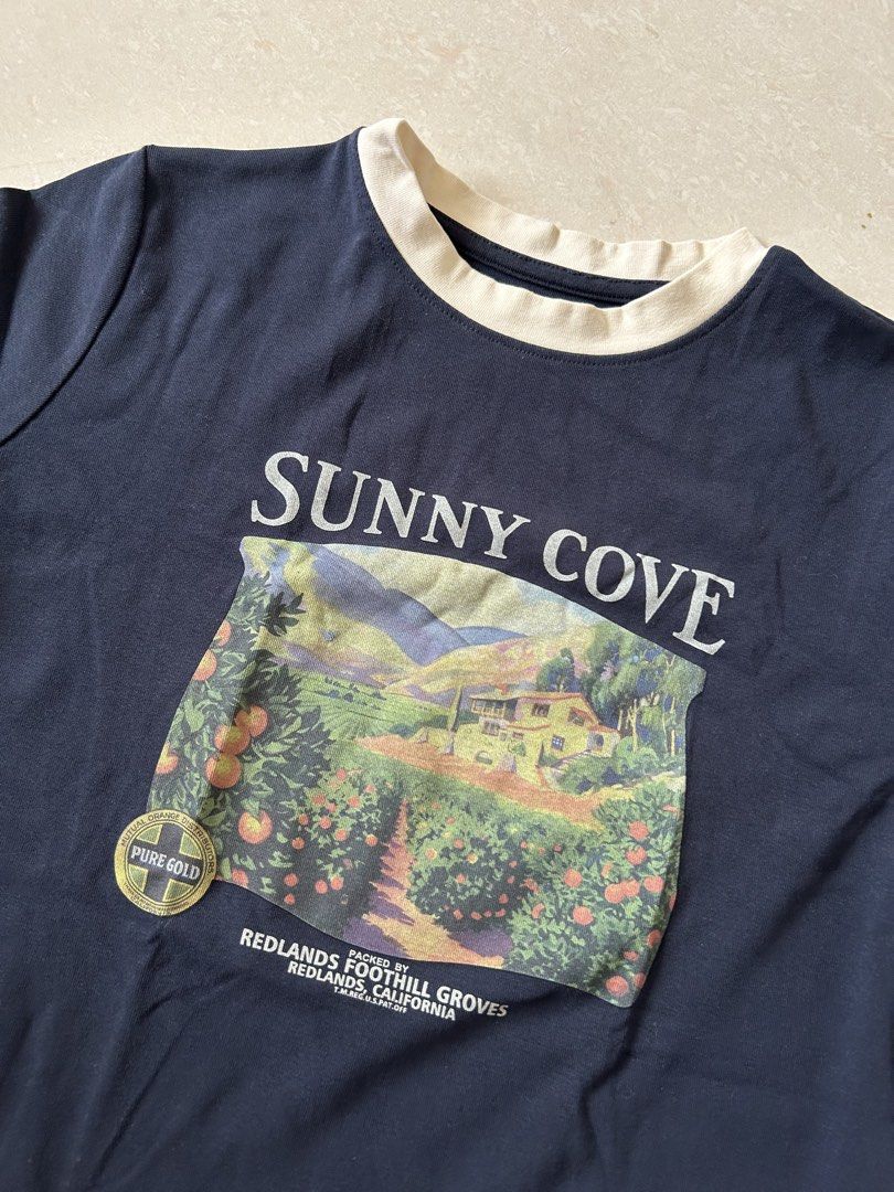 Sunny Cove Graphic Tee (Category: Shirts) located in Bacoor. Submitted by dm_preloved (Listing ID 1425063665, Image 2). Description: .