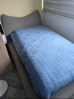 (Category: ) located in . Submitted by yanjie2 (Listing ID 1425124454, Image 1). Description: .