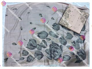(Category: ) located in . Submitted by SimplyPreloved (Listing ID 1425111485, Image 1). Description: .