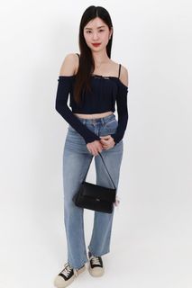 (Category: ) located in . Submitted by j.y.closet (Listing ID 1425068645, Image 1). Description: .