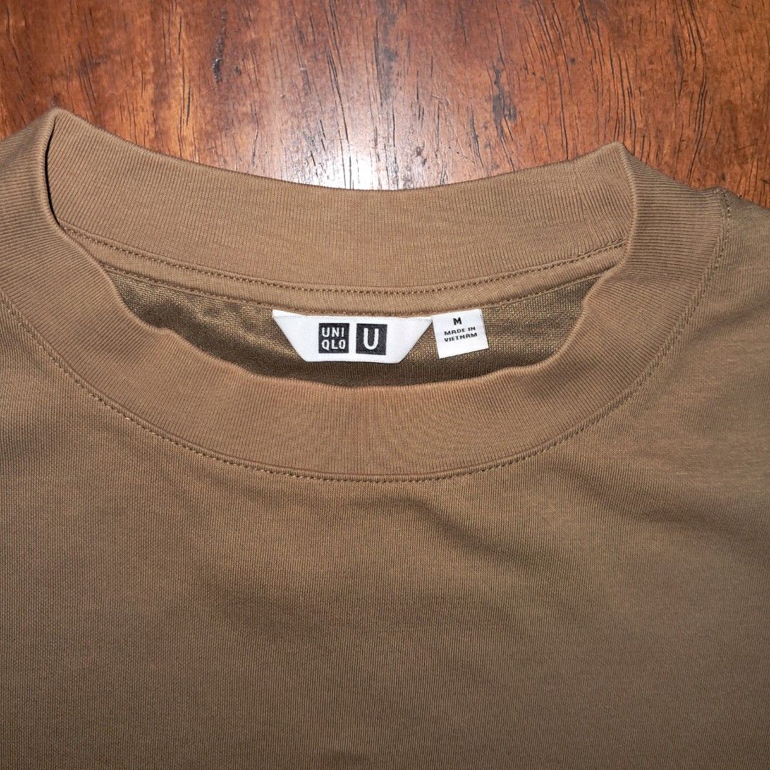 Uniqlo U Brown Oversized Shirt (Category: Tshirts & Polo Shirts ) located in Quezon City. Submitted by andalee_ (Listing ID 1425132347, Image 3). Description: Uniqlo U Brown Oversized Shirt RFS: Decluttering Dimensions in the next pics.