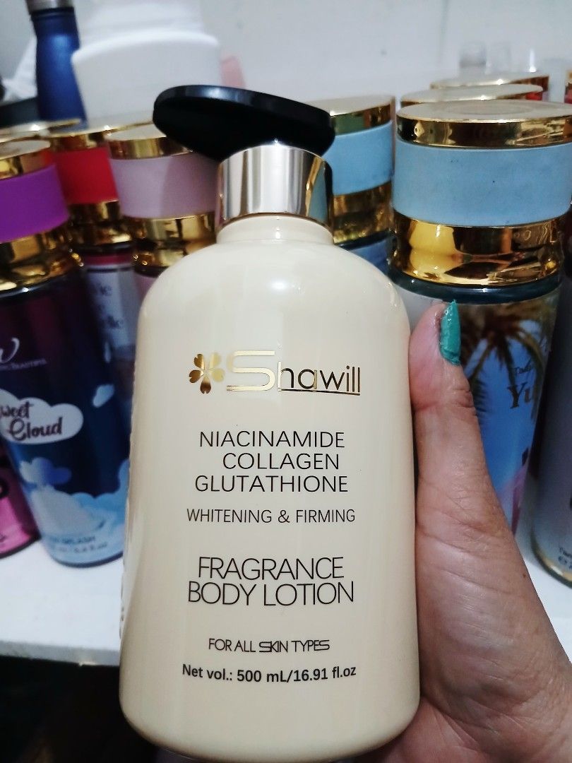 Whitening Body Lotion (Category: Body Care) located in Paranaque City. Submitted by brighttree_0e1521 (Listing ID 1425113431, Image 1). Description: 500 ml WHITENING BODY LOTION.