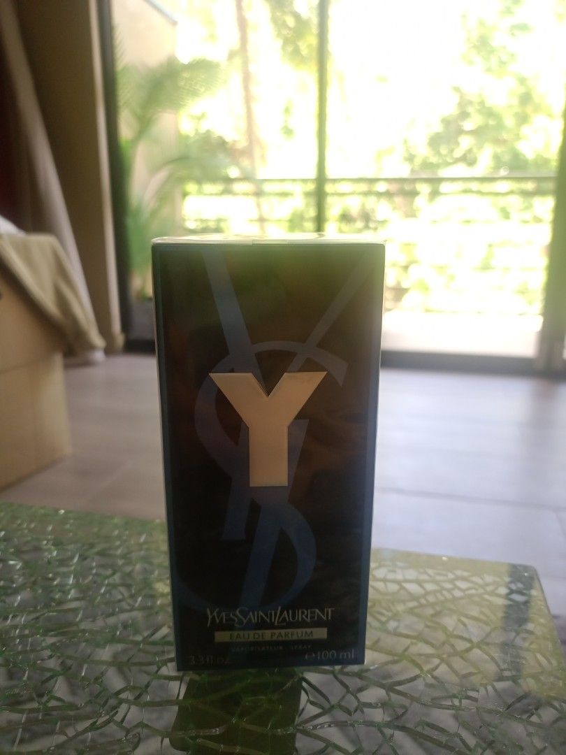 Yves Saint Laurent Y Eau de Parfum 100ml (Category: Fragrance & Deodorants) located in Cebu City. Submitted by cedric- (Listing ID 1425080775, Image 1). Description: Authentic Yves Saint Laurent Y Eau de Parfum. The box contains a 100ml bottle. It is a spray type. The box has the YSL logo and the words "Eau de Parfum"..