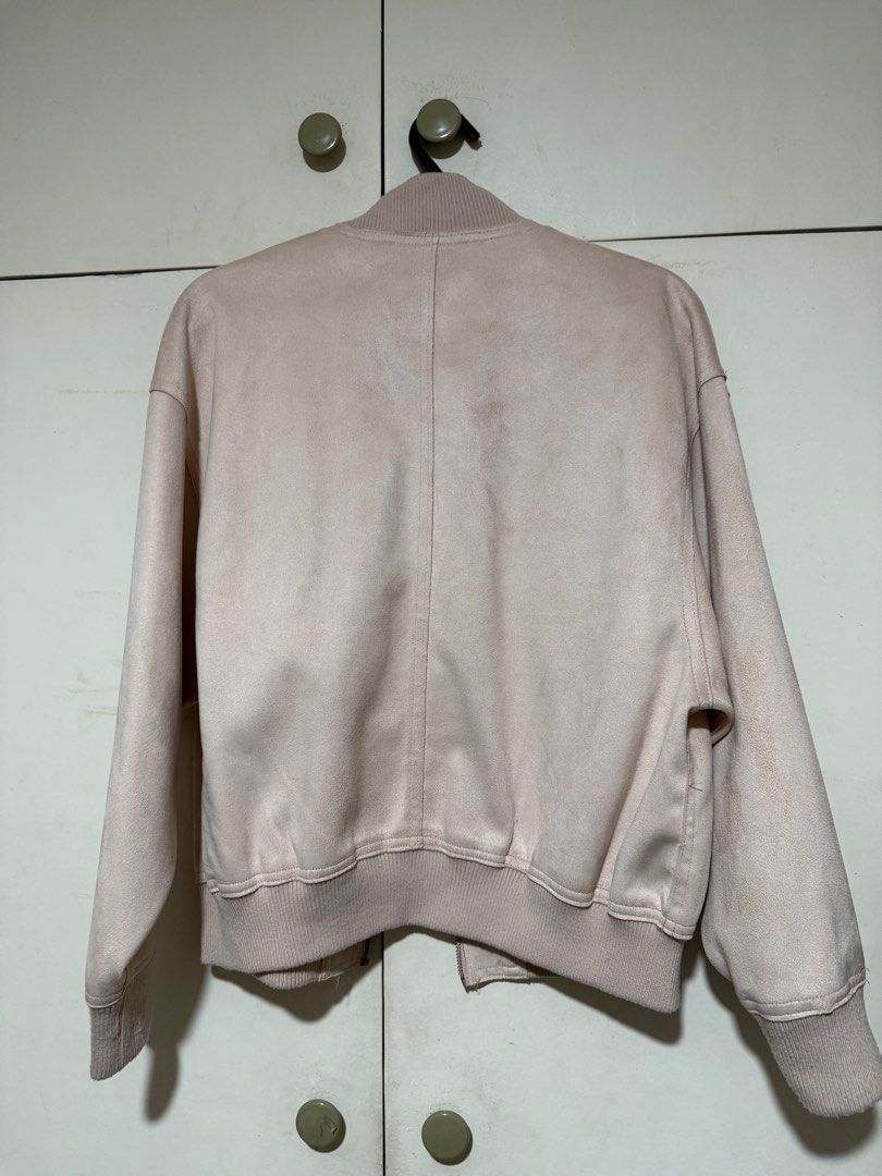 Zara TRF Collection Suede Bomber Jacket Size XS (Category: Coats, Jackets and Outerwear) located in Las Pinas. Submitted by lorensen (Listing ID 1425232792, Image 3). Description: - Zara TRF bomber jacket - Light pink color - Size: XS - Runs big fits up to S - Bought in Zara Powerplant Mall 2018.