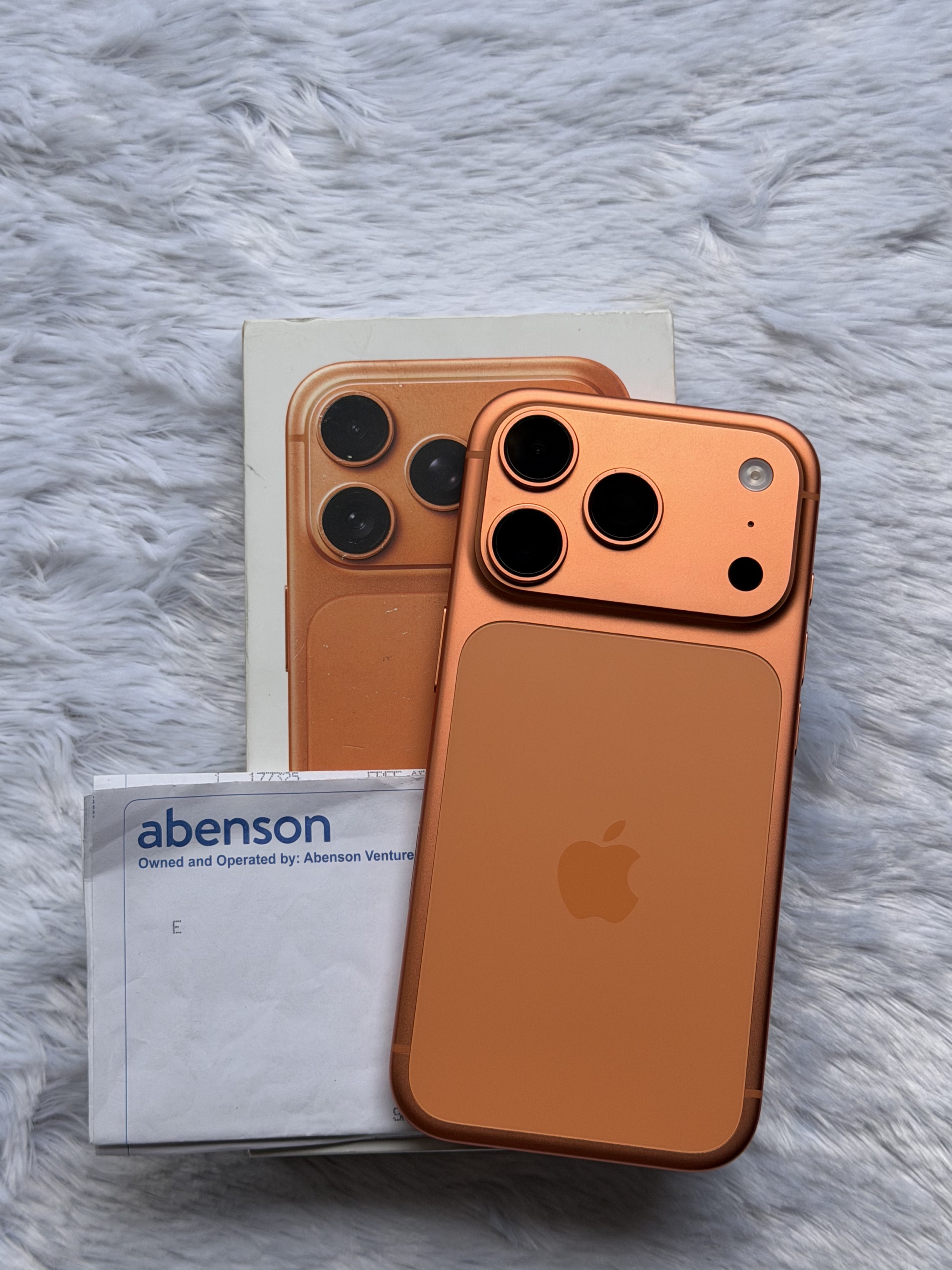 33 cycle count iPhone 17 Pro 256GB Orange w/ receipt, Mobile Phones ...