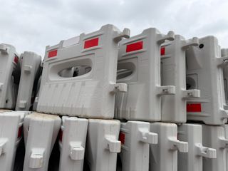 （分類：）位於 。 由 bill-klncity 提交（商品編號 1425444869，圖片 1）。簡介： 。
