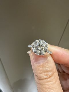 （分類：）位於 。 由 s068366 提交（商品編號 1425354779，圖片 1）。簡介： 。