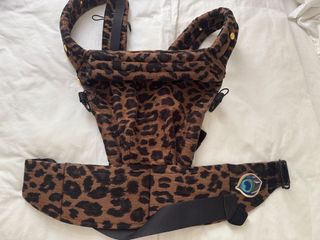 (Category: ) located in . Submitted by Hensima (Listing ID 1425294792, Image 1). Description: .