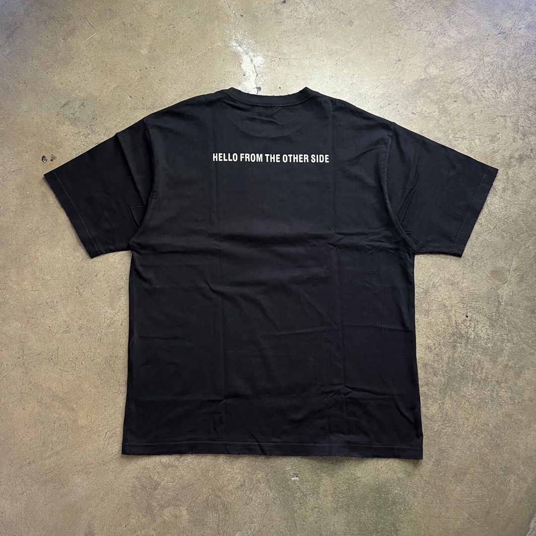 Balenciaga Alien Print T-shirt (Category: Tshirts & Polo Shirts ) located in Iloilo. Submitted by 5k.archives (Listing ID 1425265502, Image 3). Description: Balenciaga Alien Tee - Large - XL - No issue - 25 width / 30 length.
