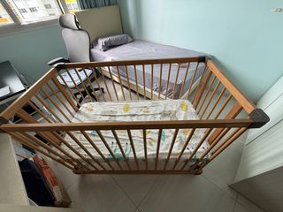 (Category: ) located in . Submitted by danididi (Listing ID 1425261443, Image 1). Description: .