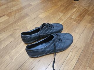 (Category: ) located in . Submitted by zihui_93 (Listing ID 1425275382, Image 1). Description: .