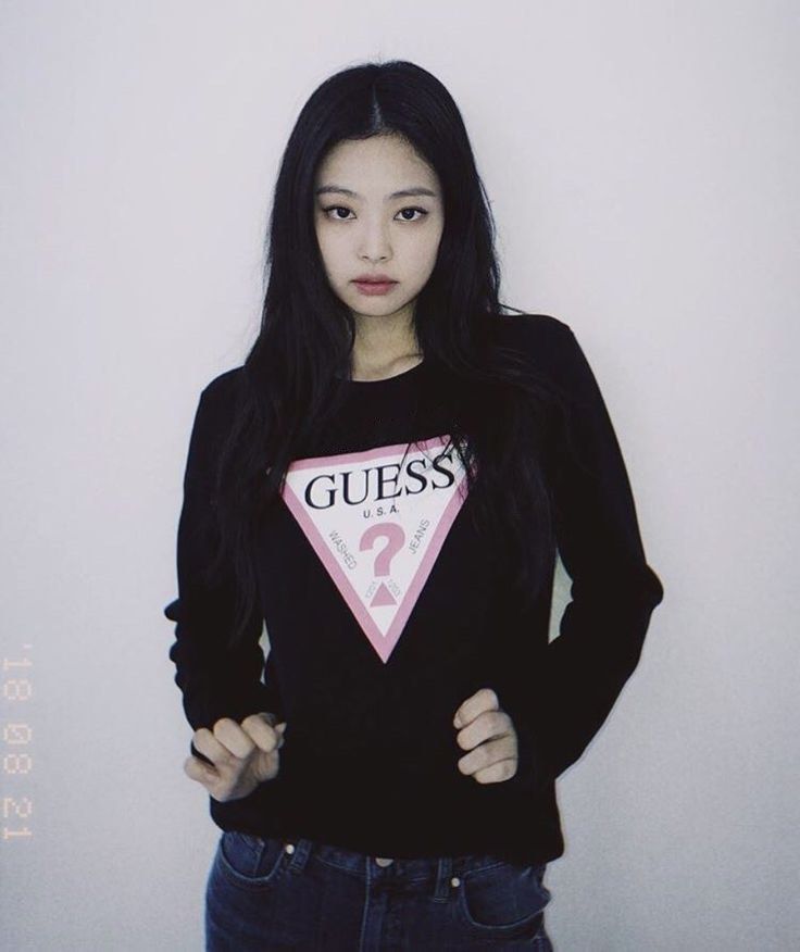 Blackpink x GUESS crewneck (Category: Coats, Jackets and Outerwear) located in Iloilo. Submitted by trends_gphpg (Listing ID 1425336158, Image 2). Description: Black crewneck/sweatshirt. Size Small (a bit oversized) The one worn by Jennie (for reference) PM for actual photos, negotiable.