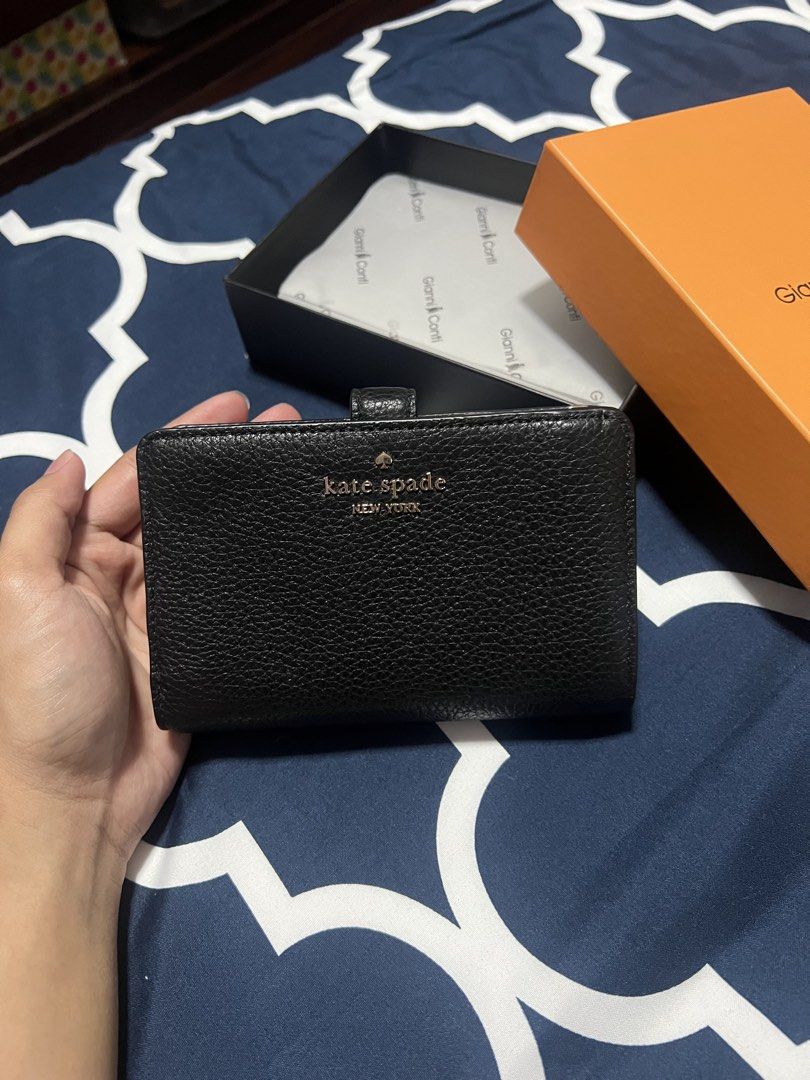 Brand New Kate Spade Leila Medium Wallet (Category: Wallets & Card holders) located in Manila. Submitted by uhhyayoe (Listing ID 1425297620, Image 1). Description: ❗️Negotiable Brand new! 100% guaranteed original, bought from the US 🇺🇸 No box but will provide one for safekeeping. Shipping fee c/o buyer :) 📍Sampaloc, Manila.