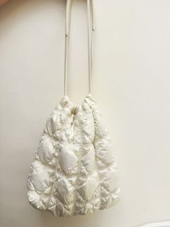 由 enwang. (刊登 ID 1425332438，圖片 1) 提交，位於 的 (類別：)，說明：。