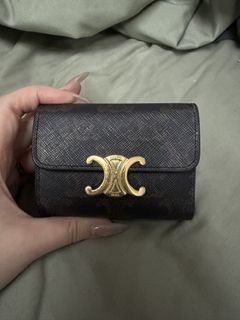 （分類：）位於 。 由 luluhhhh 提交（商品編號 1425398772，圖片 1）。簡介： 。