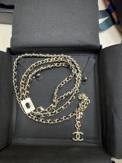 (Category: ) located in . Submitted by shopnshop1315 (Listing ID 1425292608, Image 1). Description: .