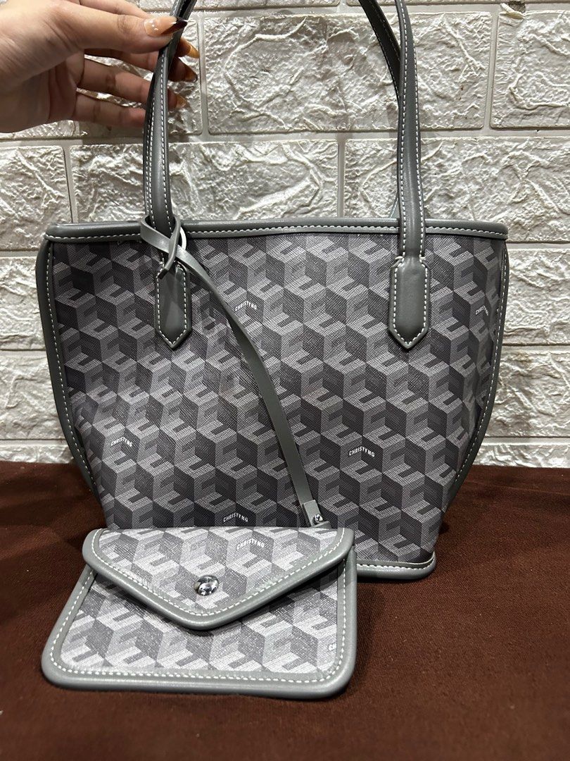 Christy Ng Mini Russo Tote (Category: Luxury Bags & Wallets) located in Quezon City. Submitted by allforgeorgia (Listing ID 1425304000, Image 1). Description: Comes with dust bag Too small for me thats whynim letting go Bought pasabay Selling low Like new Pick up francesca tower diliman Qc.