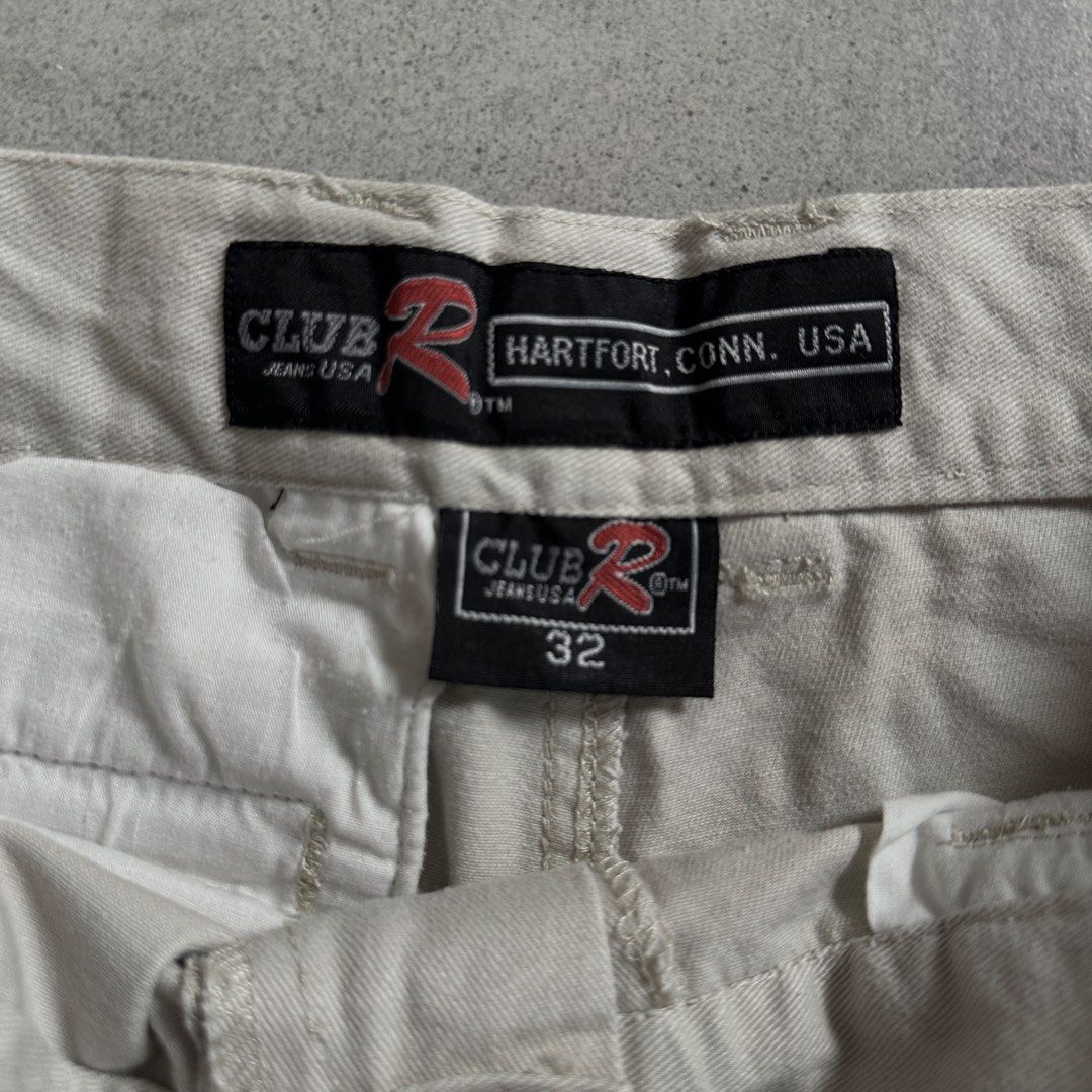 Club R Cargo Shorts (Category: Shorts) located in Binan City. Submitted by rrainrt (Listing ID 1425312885, Image 3). Description: These jawns are LONG bro hahahahahha (± .5") Waist: 32" Length: 26" Hem - 12" All pieces are from my personal collection; they're worn. Shipping fee is on you babes. Feel free to ask questions! mwah.