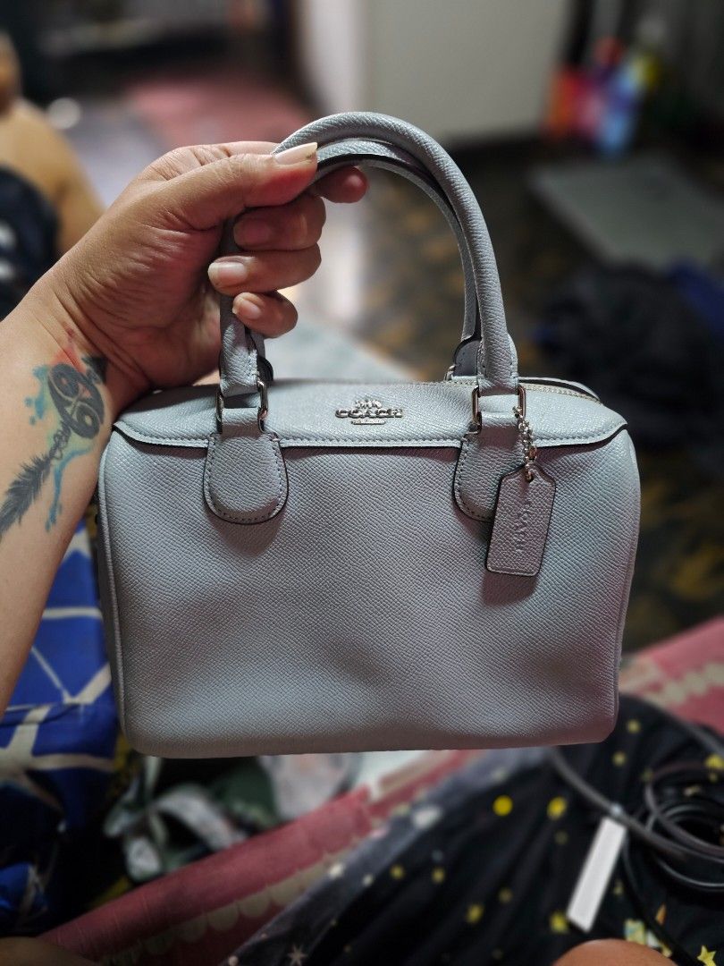 Coach Handbag (Category: Luxury Bags & Wallets) located in Malabon City. Submitted by jhimilicious (Listing ID 1425303842, Image 3). Description: For sale preloved bags in good condition and 100% original all are persinal used, coach bags - 2,000 each kate spade - 1,500 Pm me for more details and pictures for each items..