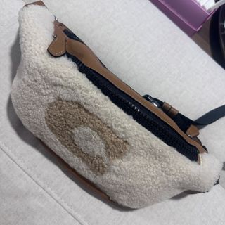 (Category: ) located in . Submitted by jjuneee (Listing ID 1425443568, Image 1). Description: .