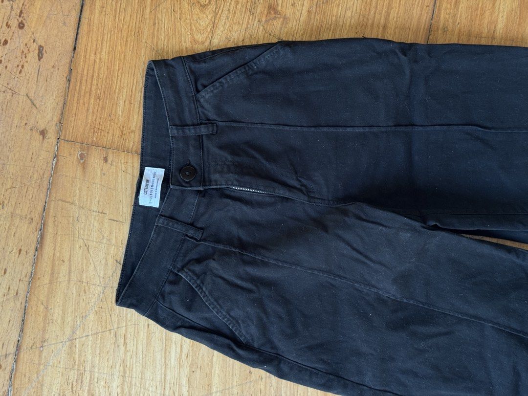 Cotton On Black Pants (Category: Jeans) located in Makati City. Submitted by jmieiii (Listing ID 1425350072, Image 2). Description: .