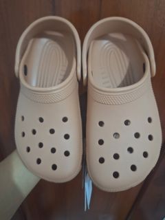 (Category: ) located in . Submitted by cletzdeclutter (Listing ID 1425309156, Image 1). Description: .