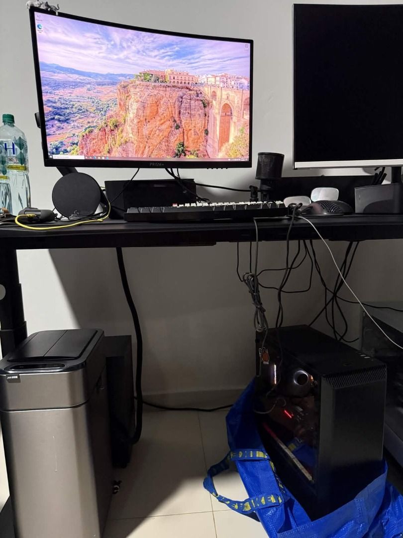 Custom PC - Gaming Desktop65672425686530111