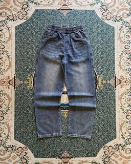 (Category: ) located in . Submitted by Thethriftgood (Listing ID 1425361785, Image 1). Description: .