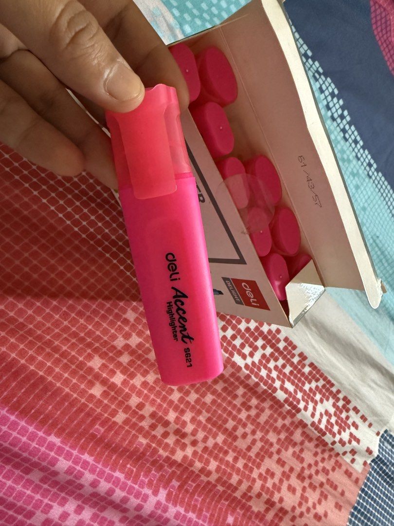 Deli Accent S621 Highlighter Set (Category: Stationery & School Supplies) located in Imus. Submitted by kath247 (Listing ID 1425258711, Image 3). Description: 2 set available (All pink in 1 box) Per box set or take all is accepted 170 each set buy if take all for 300.00 only.