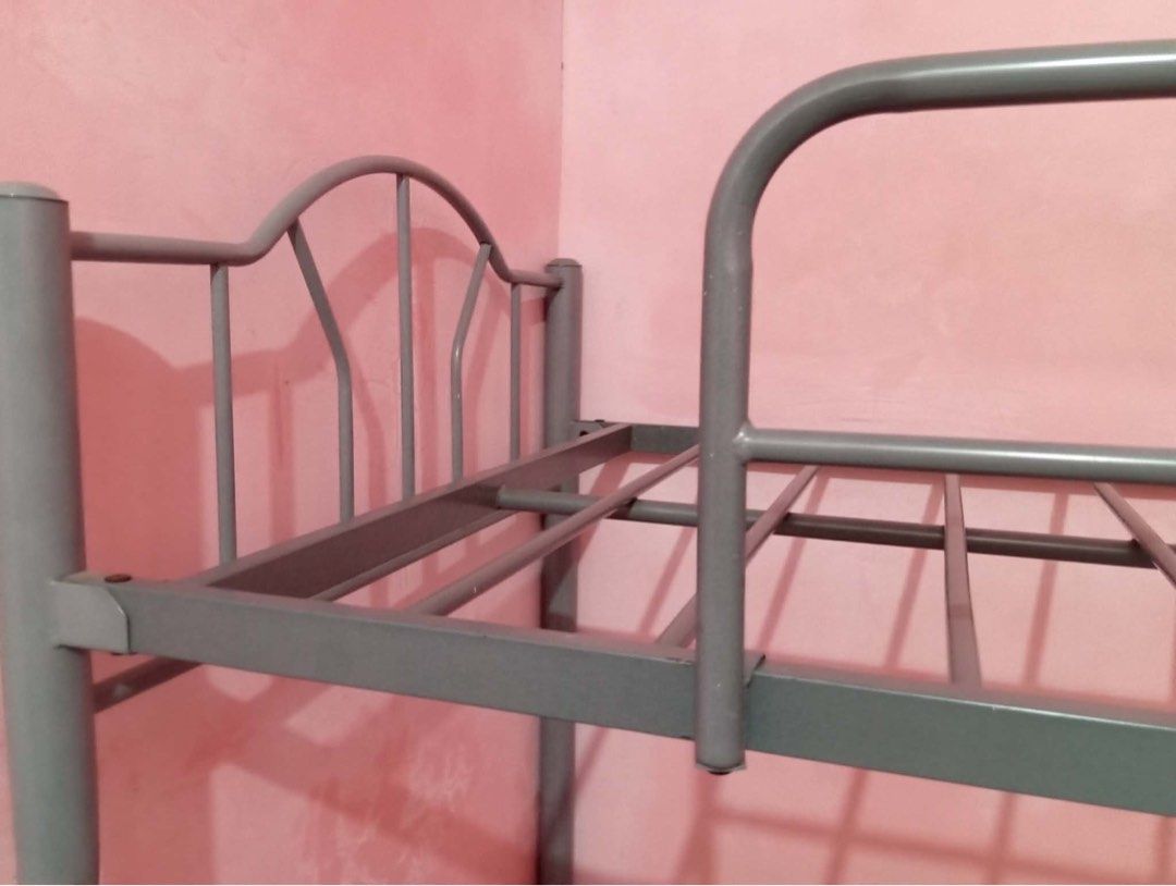 Double Deck Rtype (Category: Bed Frames & Mattresses) located in Las Pinas. Submitted by alyadia (Listing ID 1418302969, Image 2). Description: Double Deck Rtype No issue Rfs: Moving Out.
