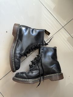 (Category: ) located in . Submitted by yourfavthrifted (Listing ID 1425352787, Image 1). Description: .
