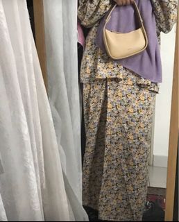 (Category: ) located in . Submitted by nurtyraaa (Listing ID 1425338016, Image 1). Description: .