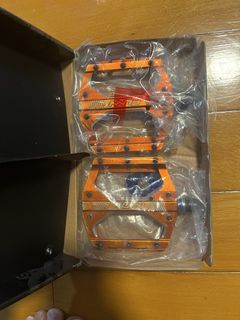 （分類：）位於 。 由 ltohc 提交（商品編號 1425349819，圖片 1）。簡介： 。