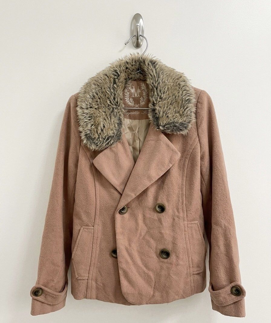 Fur coat (Category: Coats, Jackets and Outerwear) located in Makati City. Submitted by chromedollph (Listing ID 1425364228, Image 1). Description: Small to med only ❤️ No issue.