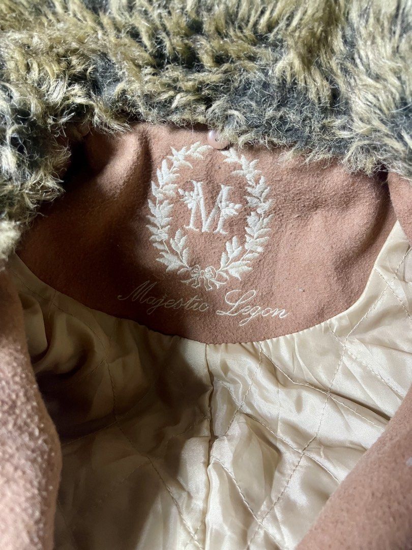 Fur coat (Category: Coats, Jackets and Outerwear) located in Makati City. Submitted by chromedollph (Listing ID 1425364228, Image 2). Description: Small to med only ❤️ No issue.