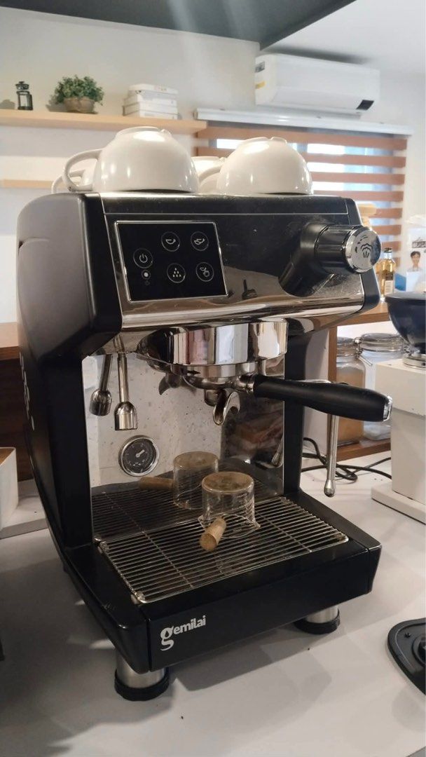 Gemilai Espresso Machine and Grinder (Category: Coffee Machines & Makers) located in Manila. Submitted by stellasonlinegaragesale (Listing ID 1425279720, Image 1). Description: Get both only.