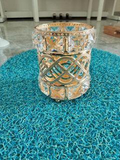 (Category: ) located in . Submitted by sharmi22 (Listing ID 1425273425, Image 1). Description: .