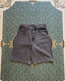 (Category: ) located in . Submitted by Thethriftgood (Listing ID 1425344863, Image 1). Description: .